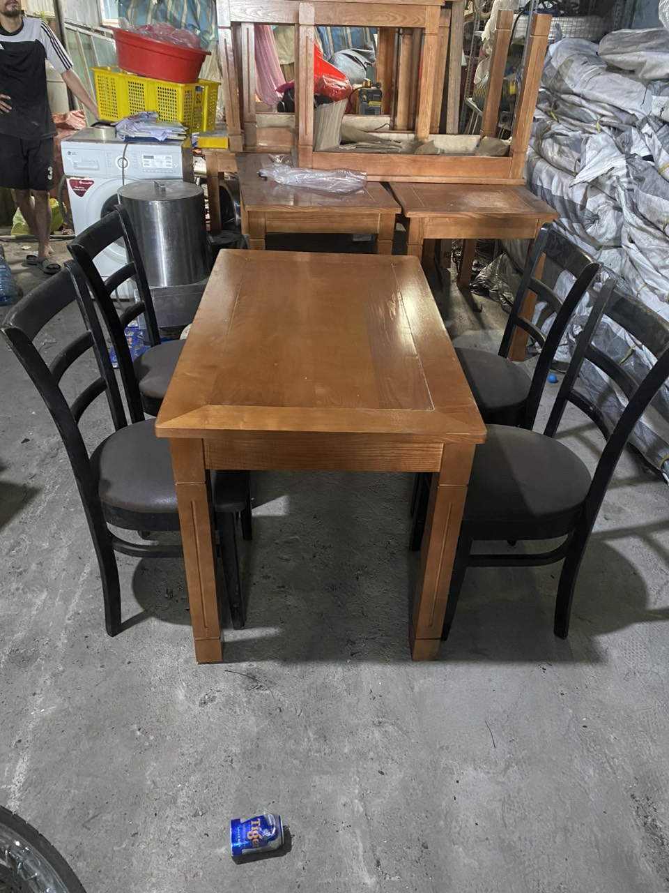 B&agrave;n ghế gỗ c&aacute;c loại d&ugrave;ng cho gia đ&igrave;nh qu&aacute;n ăn