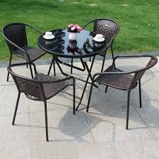 B&agrave;n ghế nhựa qu&aacute;n c&agrave; ph&ecirc;